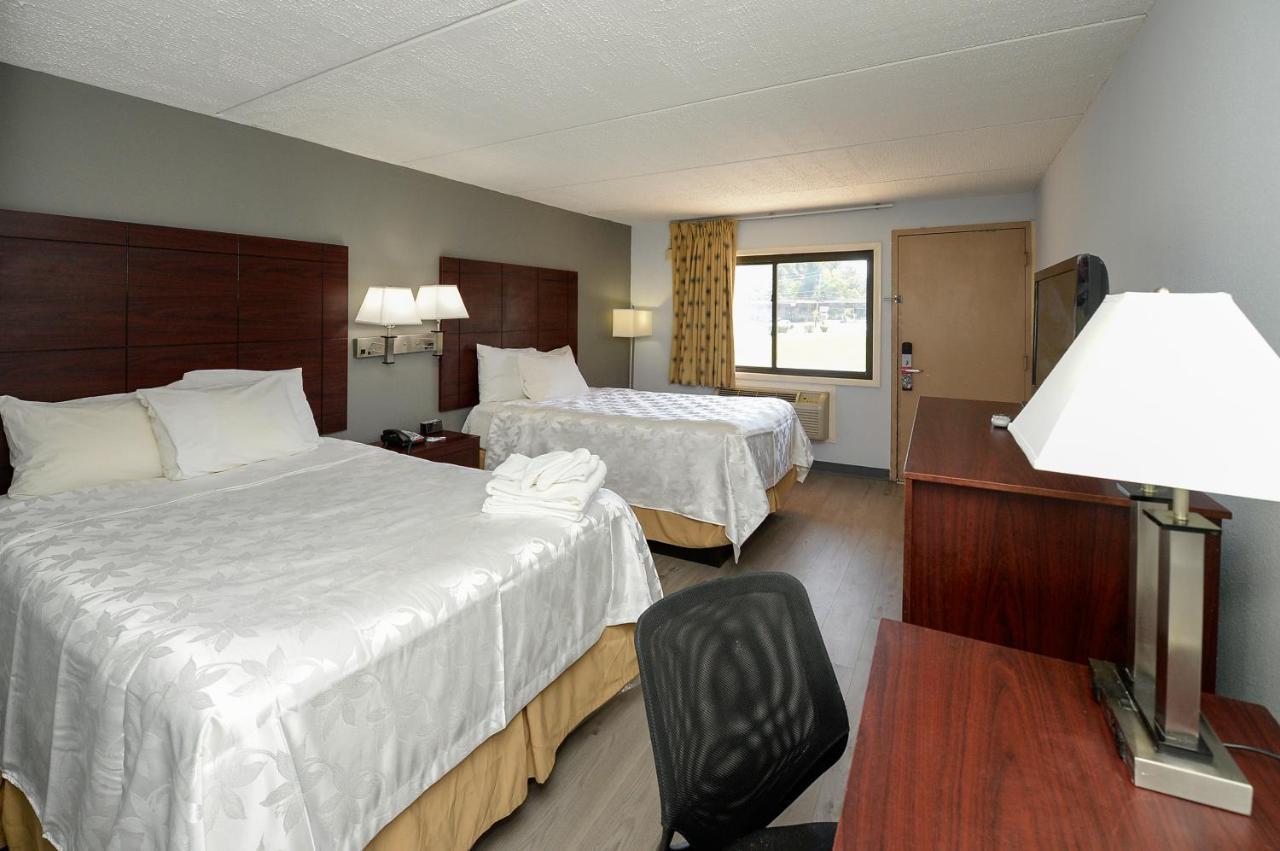 Americas Best Value Inn At Central Valley-Woodbury Exterior foto